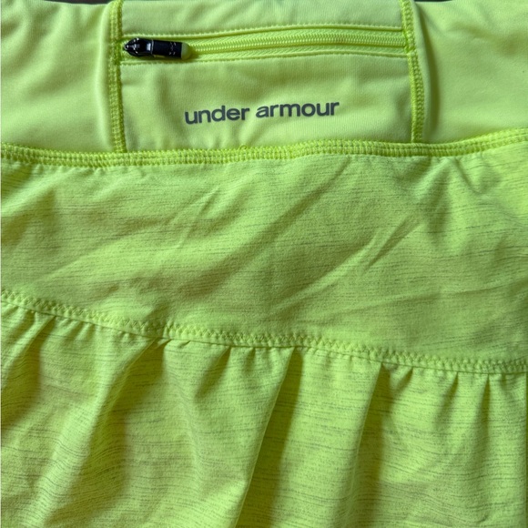 Under Armour Women's Heat Gear Moisture Wicking Neon Yellow Athletic Skort - Picture 6 of 6